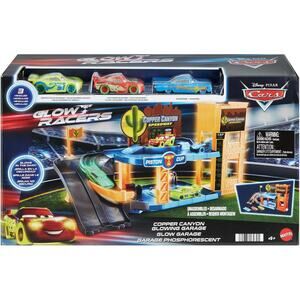 Disney and Pixar Cars Glow Racers Copper Canyon Glowing Garage 1:55 Scale NWT